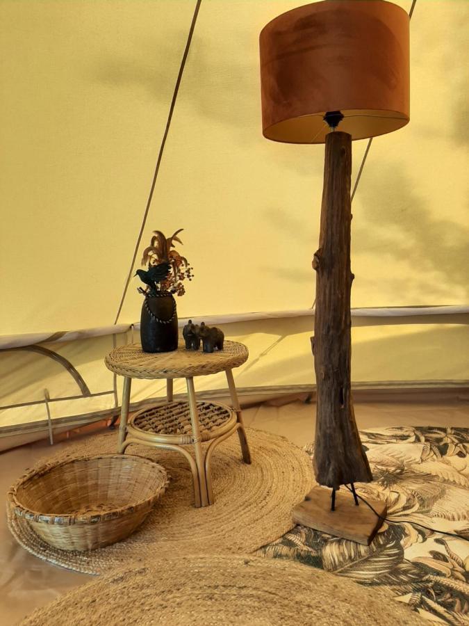 Glamping De Vrije Wind, Tentverhuur Houwerzijl Extérieur photo